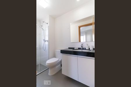 Apartamento para alugar com 34m², 1 quarto e 1 vaga Apartamento para alugar com 34m², 1 quarto e 1 vagaBanheiro da suíte