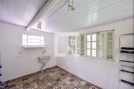 Casa à venda com 163m², 2 quartos e 3 vagas Casa à venda com 163m², 2 quartos e 3 vagasLavanderia