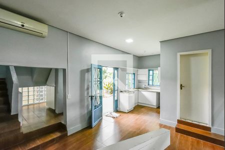 Casa à venda com 163m², 2 quartos e 3 vagas Casa à venda com 163m², 2 quartos e 3 vagasCozinha