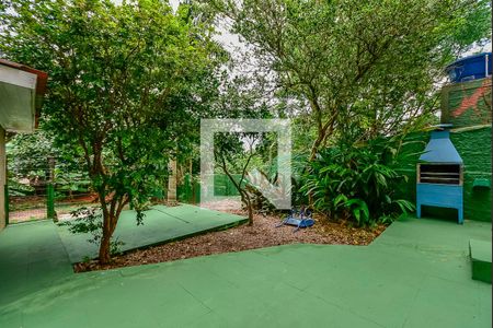 Casa à venda com 163m², 2 quartos e 3 vagas Casa à venda com 163m², 2 quartos e 3 vagasQuintal