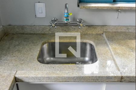 Casa à venda com 163m², 2 quartos e 3 vagas Casa à venda com 163m², 2 quartos e 3 vagasCozinha