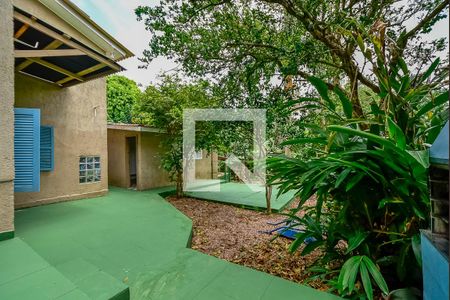 Casa à venda com 163m², 2 quartos e 3 vagas Casa à venda com 163m², 2 quartos e 3 vagasQuintal