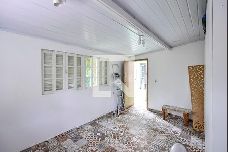 Casa à venda com 163m², 2 quartos e 3 vagas Casa à venda com 163m², 2 quartos e 3 vagasLavanderia