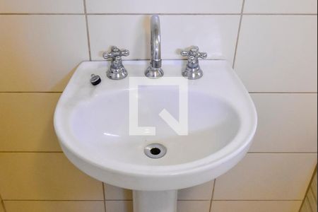 Casa à venda com 163m², 2 quartos e 3 vagas Casa à venda com 163m², 2 quartos e 3 vagasBanheiro 2