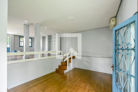Casa à venda com 163m², 2 quartos e 3 vagas Casa à venda com 163m², 2 quartos e 3 vagasCozinha