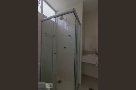 Apartamento para alugar com 70m², 2 quartos e 1 vaga Apartamento para alugar com 70m², 2 quartos e 1 vagaBanheiro