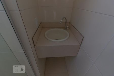 Apartamento para alugar com 70m², 2 quartos e 1 vaga Apartamento para alugar com 70m², 2 quartos e 1 vagaBanheiro