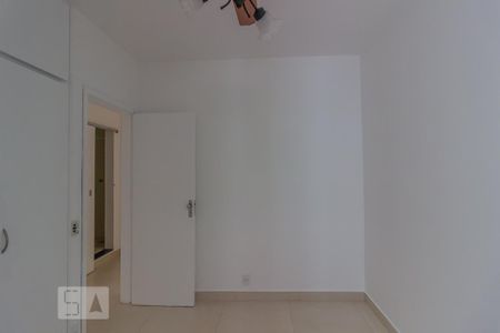 Quarto de apartamento para alugar com 2 quartos, 70m² em Minas Brasil, Belo Horizonte