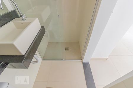 Banheiro de apartamento para alugar com 2 quartos, 70m² em Minas Brasil, Belo Horizonte
