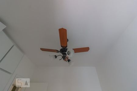 Quarto de apartamento para alugar com 2 quartos, 70m² em Minas Brasil, Belo Horizonte