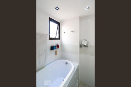 Banheiro de apartamento para alugar com 2 quartos, 48m² em Brooklin Paulista, São Paulo