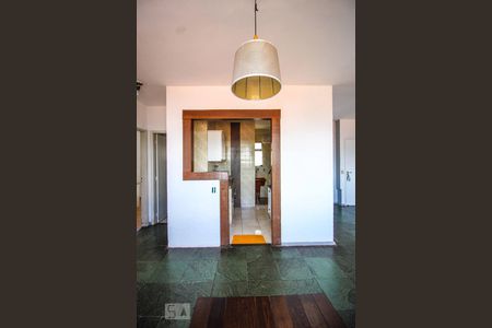 Cozinha de apartamento para alugar com 2 quartos, 70m² em São Lucas, Belo Horizonte