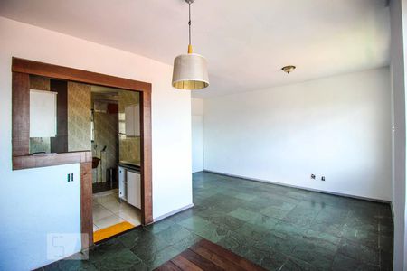 Sala de apartamento para alugar com 2 quartos, 70m² em São Lucas, Belo Horizonte