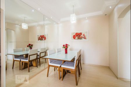 Sala de apartamento para alugar com 2 quartos, 48m² em Vila Firmiano Pinto, São Paulo