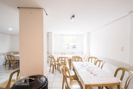 Apartamento para alugar com 48m², 2 quartos e 1 vagaÁrea Comum - Salão de Festas