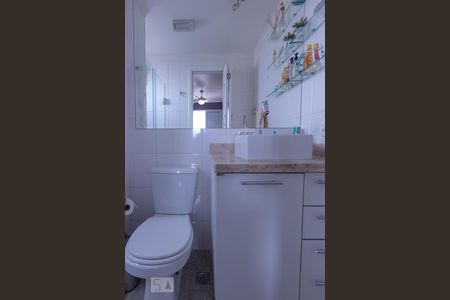 Apartamento para alugar com 60m², 2 quartos e 1 vaga Apartamento para alugar com 60m², 2 quartos e 1 vagaBanheiro Suíte