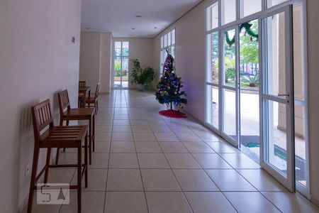 Apartamento para alugar com 60m², 2 quartos e 1 vaga Apartamento para alugar com 60m², 2 quartos e 1 vagaHall Social