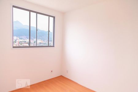 Quarto 2 de apartamento para alugar com 2 quartos, 47m² em Sampaio, Rio de Janeiro