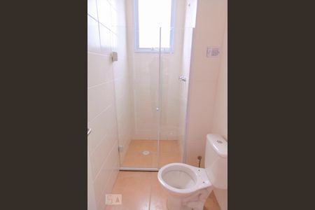 Banheiro de apartamento para alugar com 2 quartos, 47m² em Sampaio, Rio de Janeiro