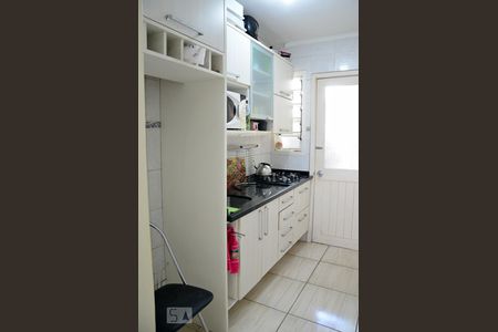 Casa à venda com 2 quartos, 78m² em Rio Branco, Canoas