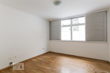Apartamento à venda com 145m², 3 quartos e 1 vagaQuarto 01