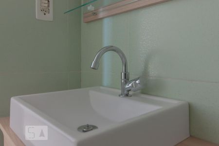 Banheiro de apartamento para alugar com 1 quarto, 34m² em Cambuci, São Paulo