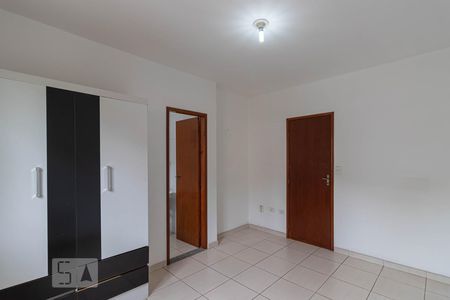 suite 1 de casa de condomínio para alugar com 2 quartos, 59m² em Vila Ré, São Paulo