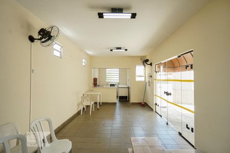 Apartamento para alugar com 61m², 2 quartos e 1 vagaSalão de festas