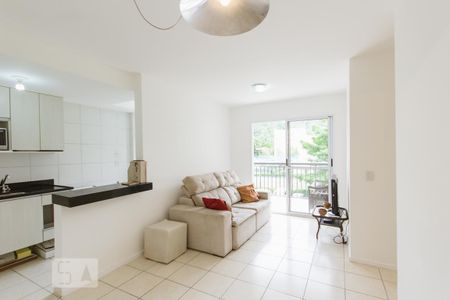 Sala de apartamento à venda com 3 quartos, 70m² em Jacarepaguá, Rio de Janeiro