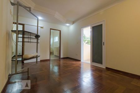 Casa de condomínio à venda com 458m², 4 quartos e 3 vagas Casa de condomínio à venda com 458m², 4 quartos e 3 vagasSuíte Master