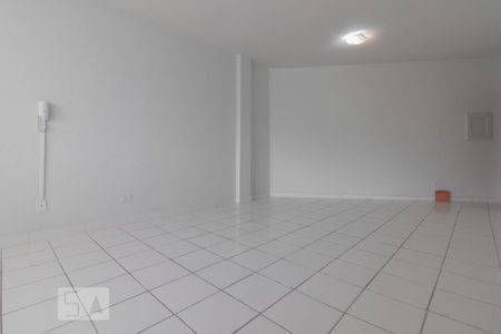 Studio para alugar com 36m², 1 quarto e sem vaga Studio para alugar com 36m², 1 quarto e sem vagaStudio