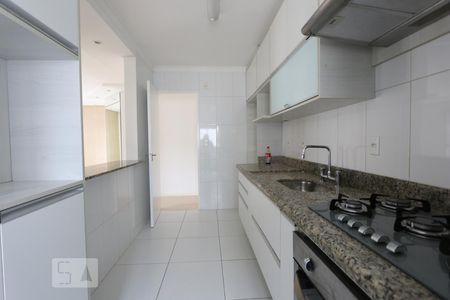 cozinha de apartamento à venda com 2 quartos, 71m² em Vila Andrade, São Paulo