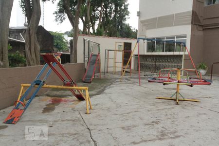 Apartamento à venda com 50m², 2 quartos e 1 vaga Apartamento à venda com 50m², 2 quartos e 1 vagaÁrea Comum - Playground