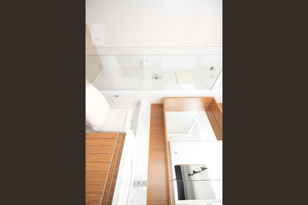 Banheiro Dormitorio Suite  de apartamento para alugar com 1 quarto, 41m² em Jardim do Salso, Porto Alegre