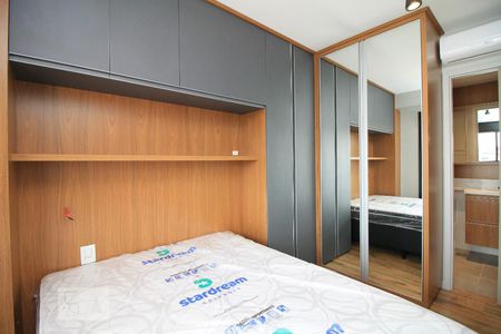Dormitorio Suite  de apartamento para alugar com 1 quarto, 41m² em Jardim do Salso, Porto Alegre
