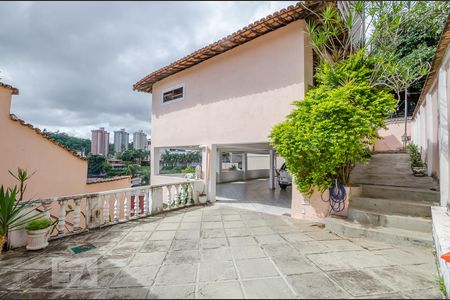 Casa para alugar com 427m², 6 quartos e 6 vagasGaragem