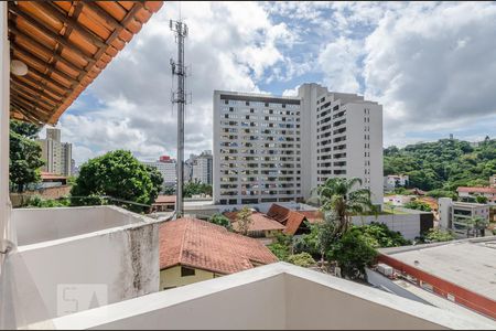 Casa para alugar com 427m², 6 quartos e 6 vagasvaranda Quarto 2
