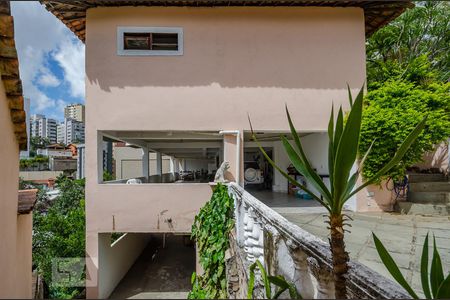 Casa para alugar com 427m², 6 quartos e 6 vagasÁrea Externa