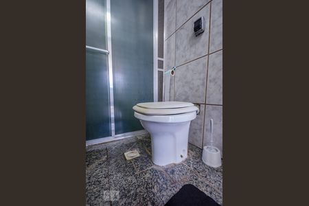 Casa para alugar com 427m², 6 quartos e 6 vagasBanheiro