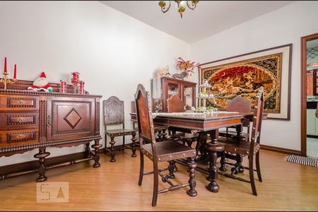 Casa para alugar com 427m², 6 quartos e 6 vagasSala