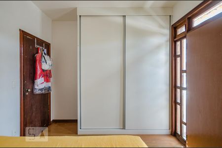 Casa para alugar com 427m², 6 quartos e 6 vagasQuarto 2