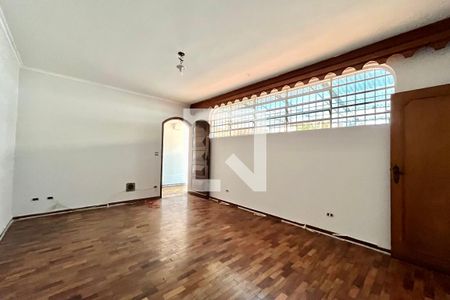Sala de casa para alugar com 2 quartos, 180m² em Jabaquara, São Paulo