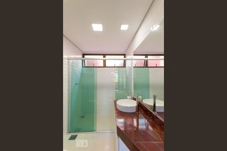 Banheiro de apartamento para alugar com 2 quartos, 79m² em São Francisco, Belo Horizonte