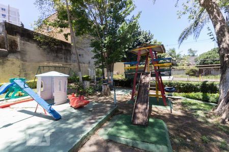 Apartamento para alugar com 51m², 2 quartos e 2 vagas Apartamento para alugar com 51m², 2 quartos e 2 vagasÁrea Comum - Playground