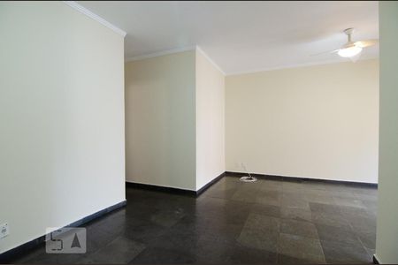 Sala de apartamento para alugar com 2 quartos, 75m² em Cambuí, Campinas