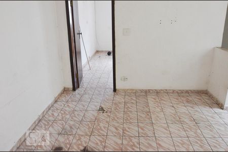 Sala de casa para alugar com 2 quartos, 100m² em Parque São Domingos, São Paulo