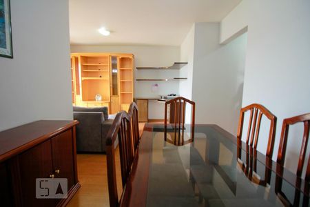 Sala de apartamento para alugar com 3 quartos, 81m² em Vila Butantã, São Paulo
