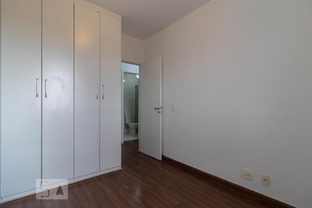 Quarto 2 de apartamento para alugar com 3 quartos, 72m² em Tamboré, Barueri