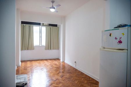 Sala/Quarto de apartamento para alugar com 1 quarto, 22m² em Copacabana, Rio de Janeiro