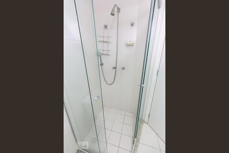 Banheiro Chuveiro de apartamento para alugar com 2 quartos, 60m² em Vila Romana, São Paulo